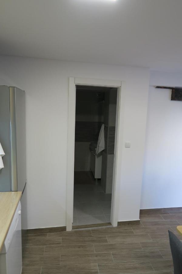 Holiday Home Ljubicic Baška Extérieur photo