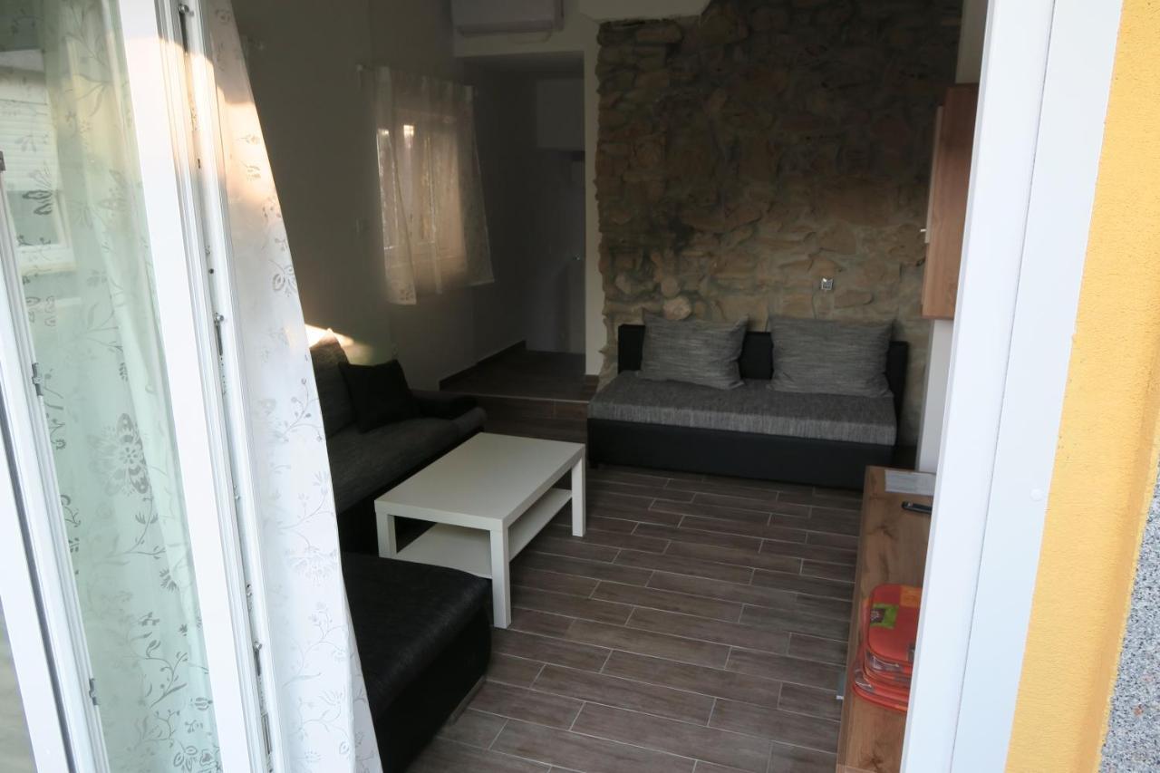 Holiday Home Ljubicic Baška Extérieur photo