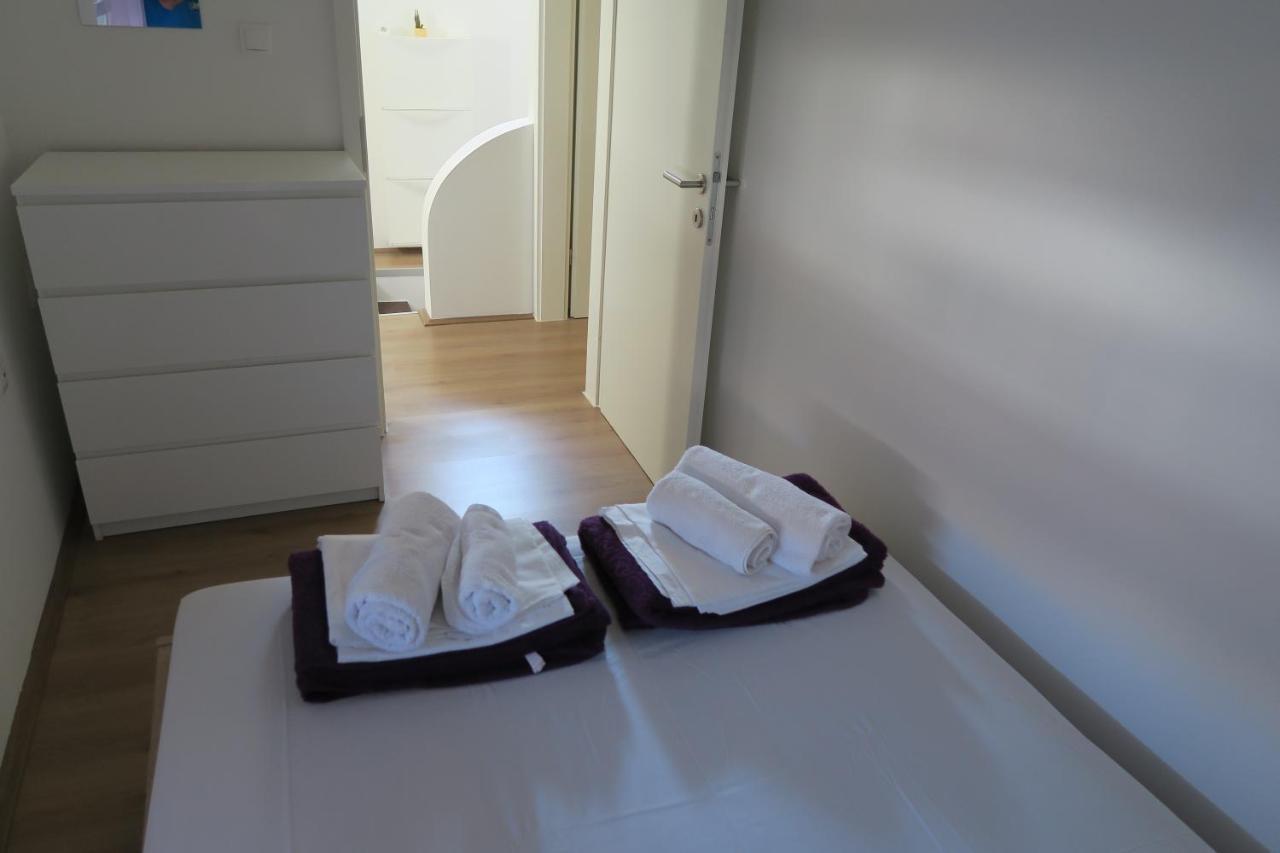 Holiday Home Ljubicic Baška Extérieur photo